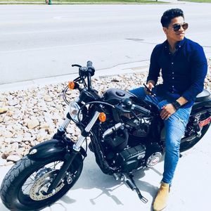 Meet your Posher, Esteban